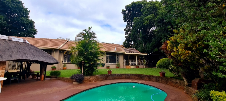 3 Bedroom Property for Sale in Safari Gardens North West